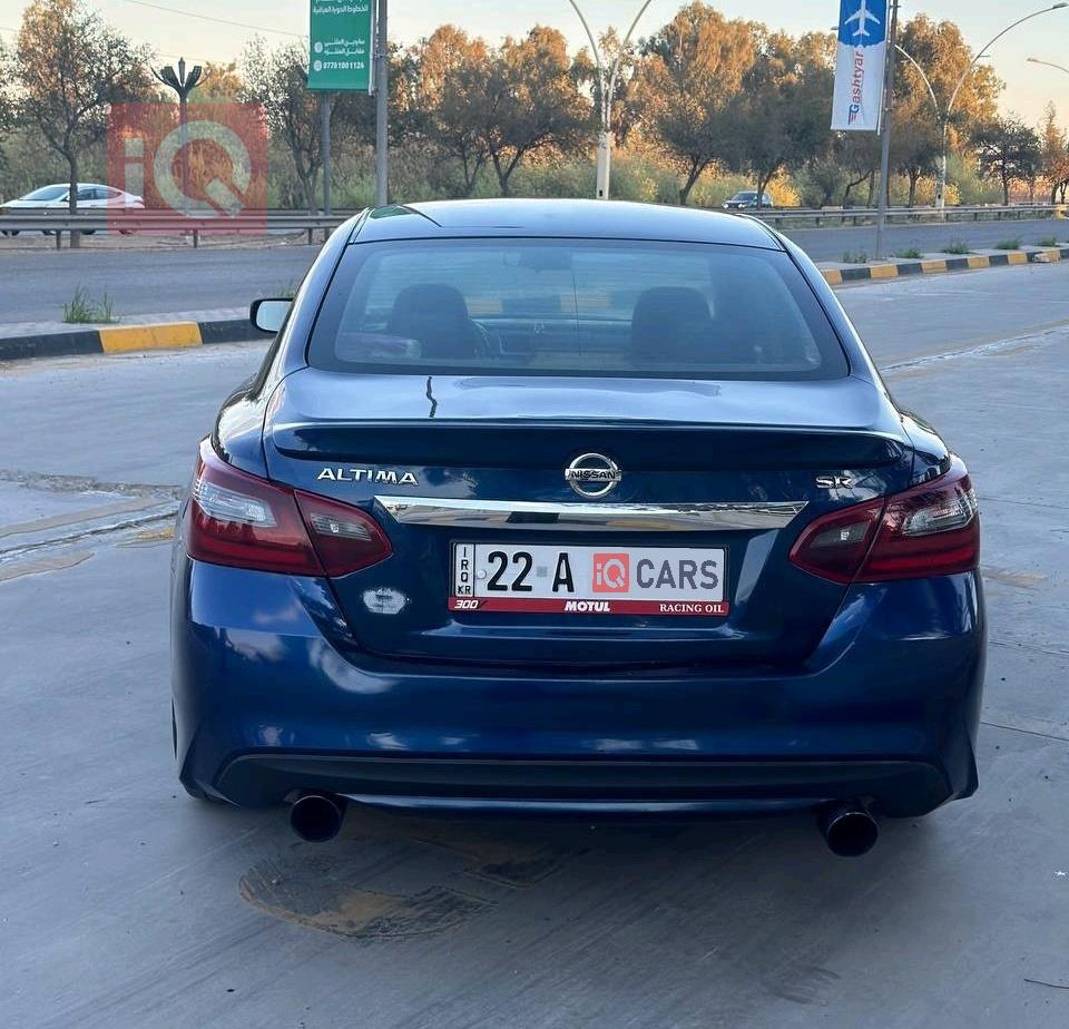 Nissan Altima